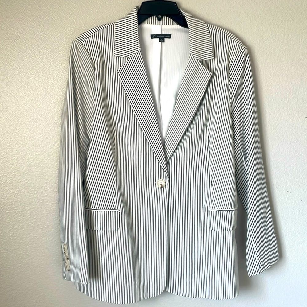 Adrienne Papell blazer